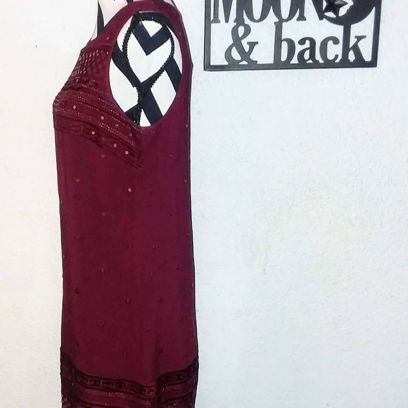 Chelsea & Violet Sleeveless Burgundy Fringe Dress - Picture 3 of 8